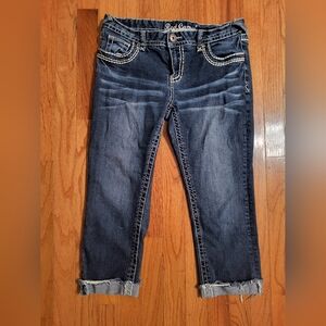 Red Camel Capri Jeans, Women's Size 11, Distressed Dark Style # 5RC8008